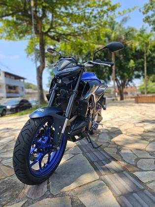 YAMAHA MT-03 ABS YAMAHA MT-03 ABS